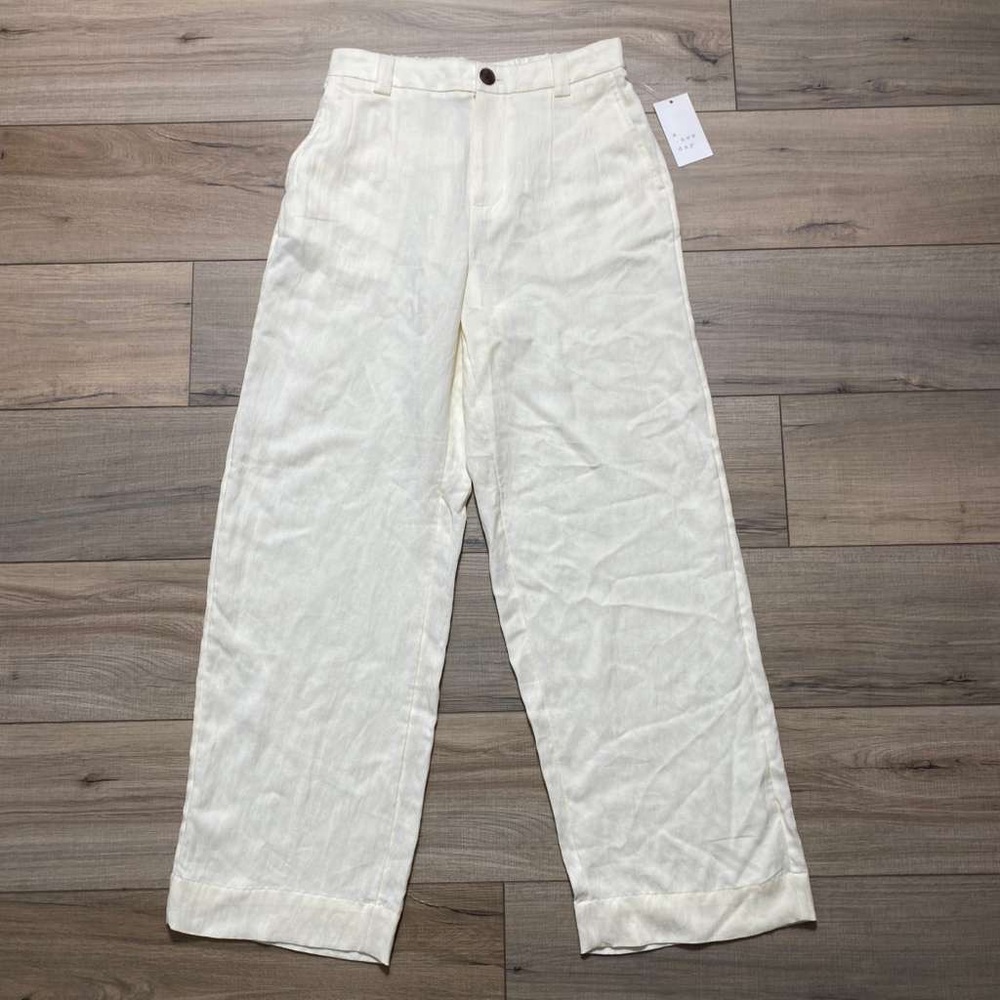 A New Day Women's Pleated Wide‎ Leg Pants Size 6 Cream